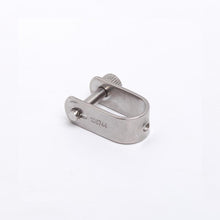 Load image into Gallery viewer, Bayonet Captive Halyard Shackle