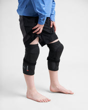Load image into Gallery viewer, Junior Race Armour Knee Pads