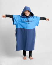 Load image into Gallery viewer, JUNIOR Microfibre Quick Dry Poncho-J